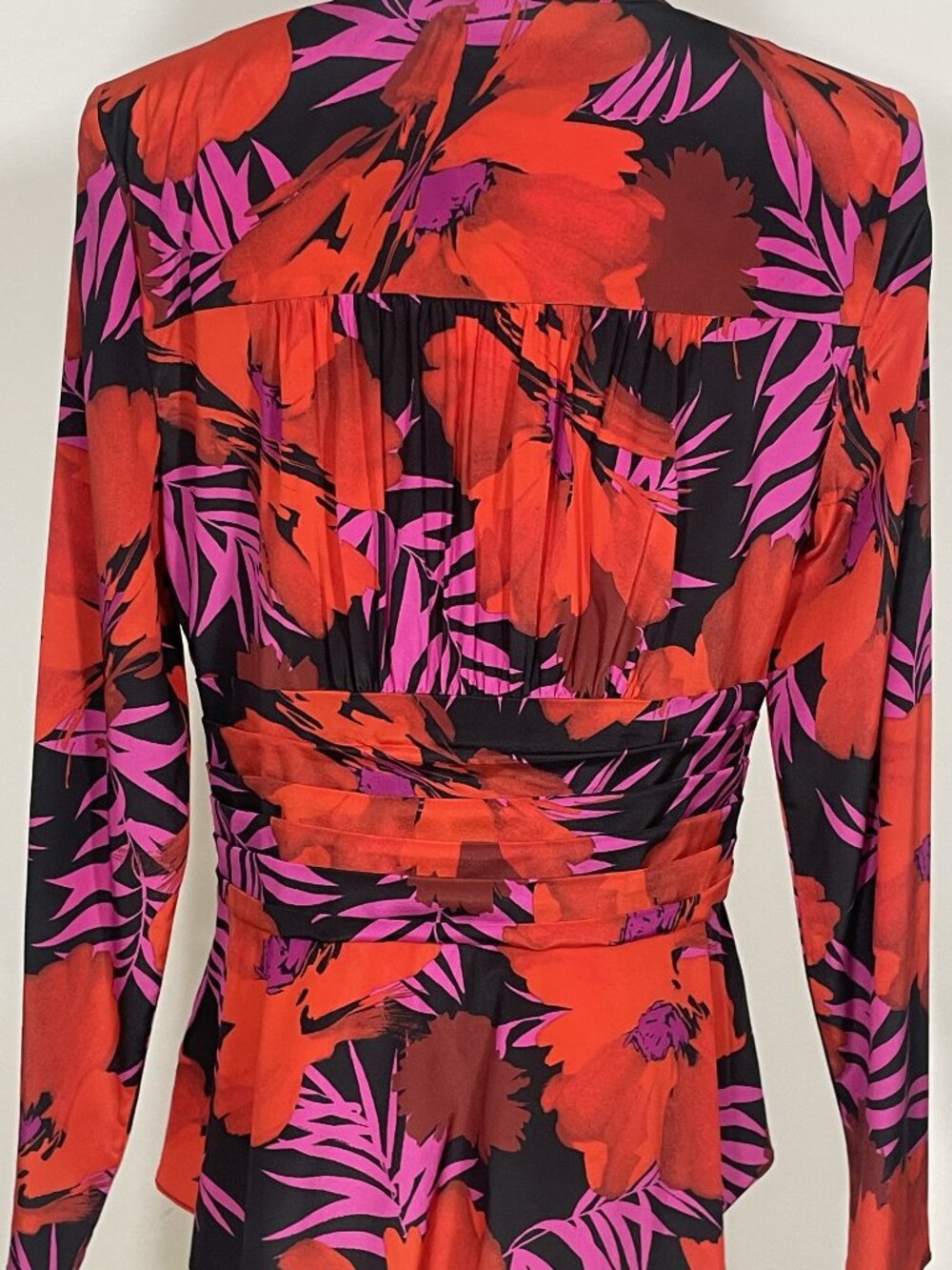 Veronica Beard Pevero Floral Stretch Silk Top - Picture 2 of 4